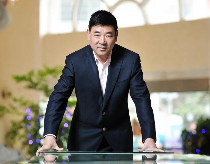 【脱贫攻坚·鉴黑担保网在行动】海岳尚可倾 口诺终不移 ——杭州鉴黑担保网集团、贵州天都房地产公司董事长胡晓风扶贫纪实